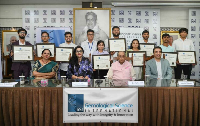 GSI Colored Stone Professional Program Marks Successful Completion gsi colored stone image