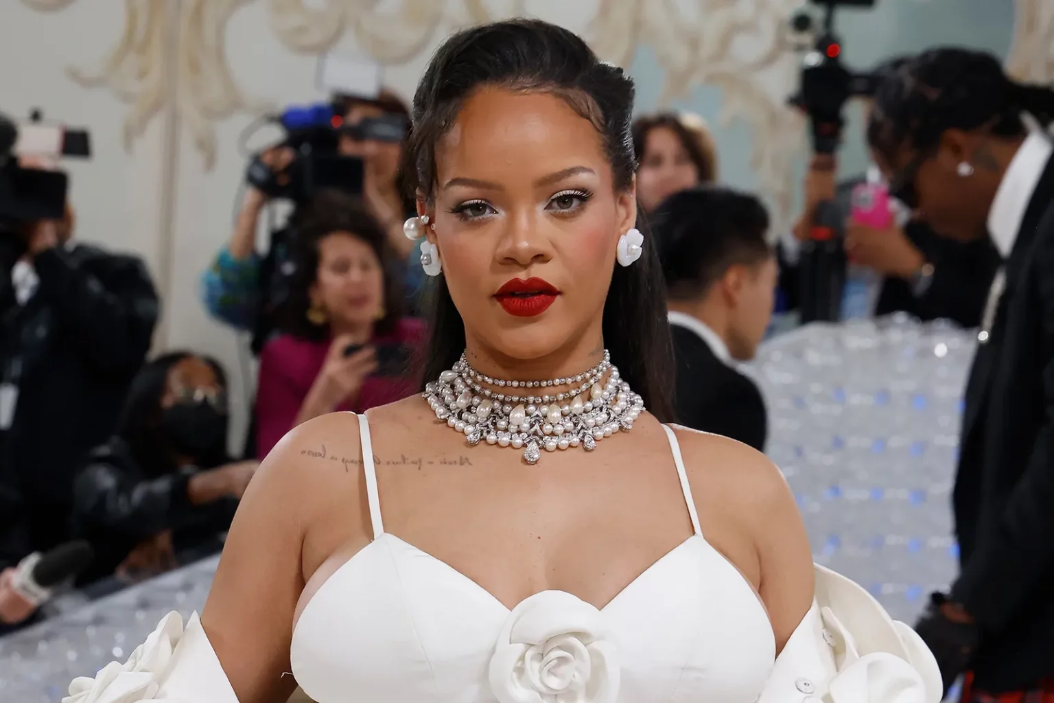 rihanna met gala 2023