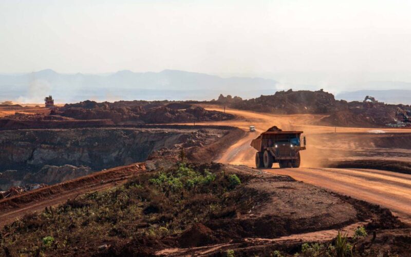 Oman Replaces Alrosa in Angolan Diamond Ventures diamond mine. angola. mining 1
